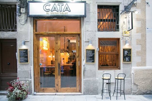 Vive una magnífica tarde de croquetas y cervezas en Cata by Catacroquet