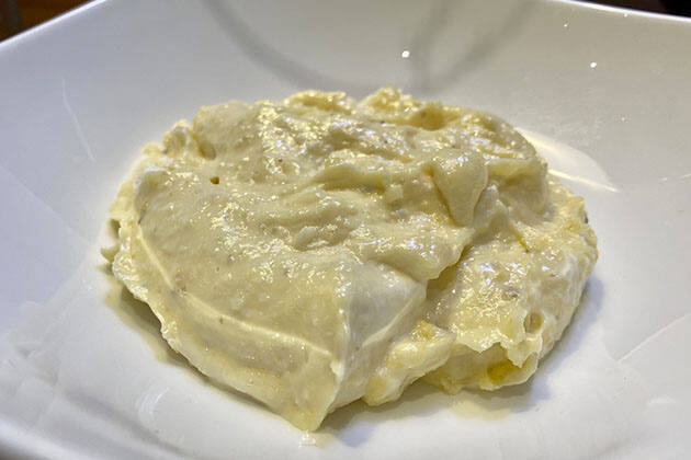 Crema de huevo frito de corral, portobellos y cecina